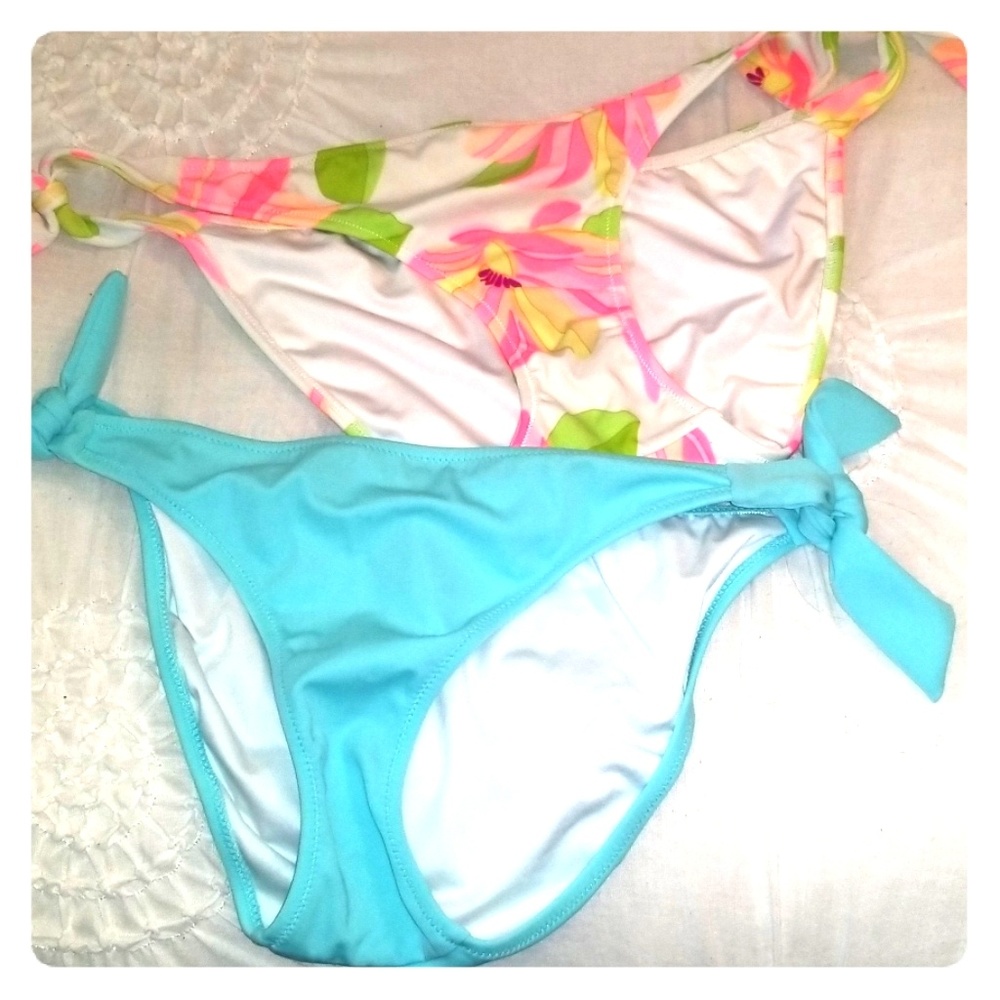 Set of 2 Victoria's Secret Bikini Bottoms
